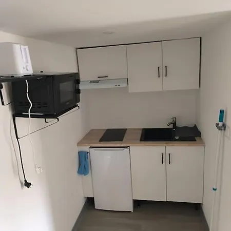 Studio Moderne Situe A 300M Du Coeur De Troyes Esterno foto